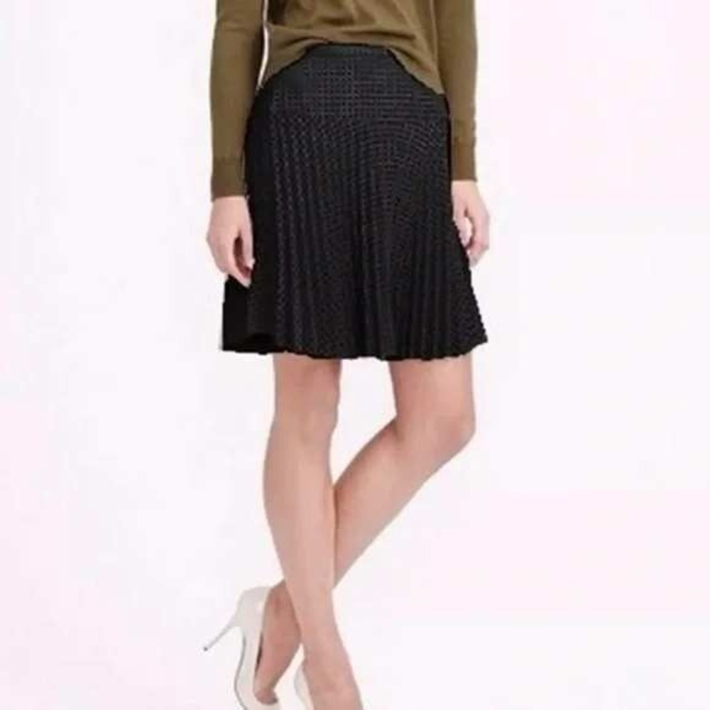 J. Crew Black Laser Cut Accordian Pleated Eyelet Lace Lined Mini Skirt Size 0‎